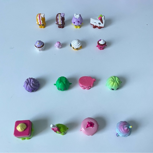 Shopkins Set - Picture 2 of 3